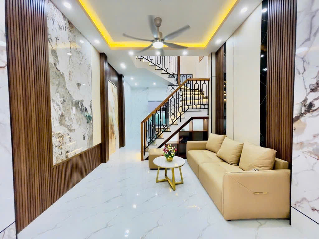Nhà mới 2 tầng sàn 42m2, Vuông – Quang Trung QV - Ảnh chính